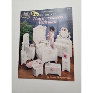 Hearts 'n'‎ Flowers Bedroom Plastic Canvas Pattern